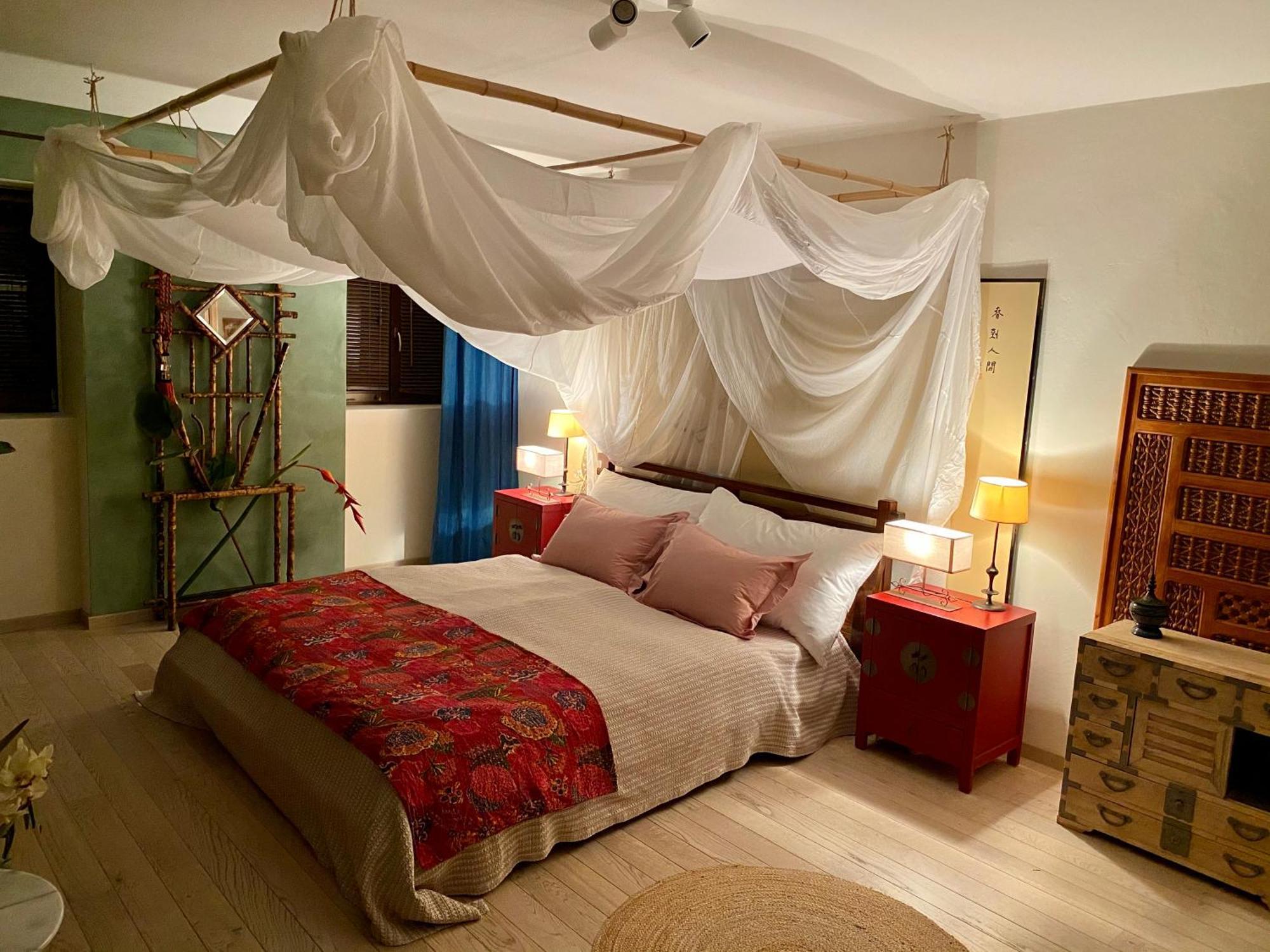 Les 3 Coeurs - Chambres Chez Charmants Habitants Font Ngoại thất bức ảnh